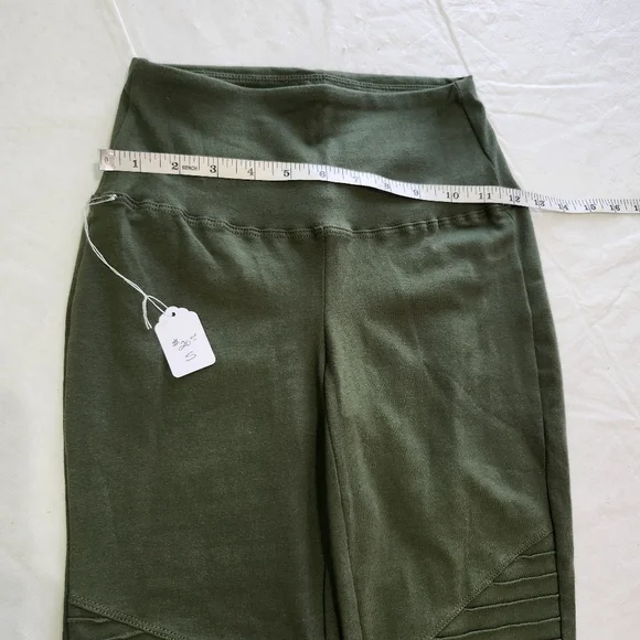 Zenana Outfitters Amy Green Cotton Wide Waistband Moto Leggings - Picture 10 of 11